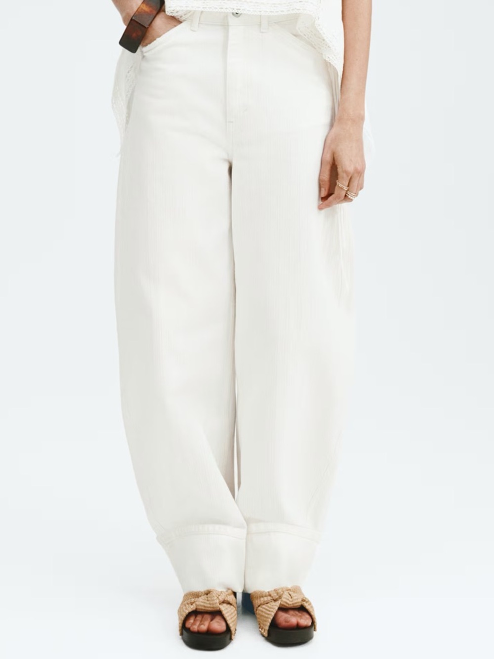 H&M Edition S/S 2026 Barrel Leg Regular Waist Jeans